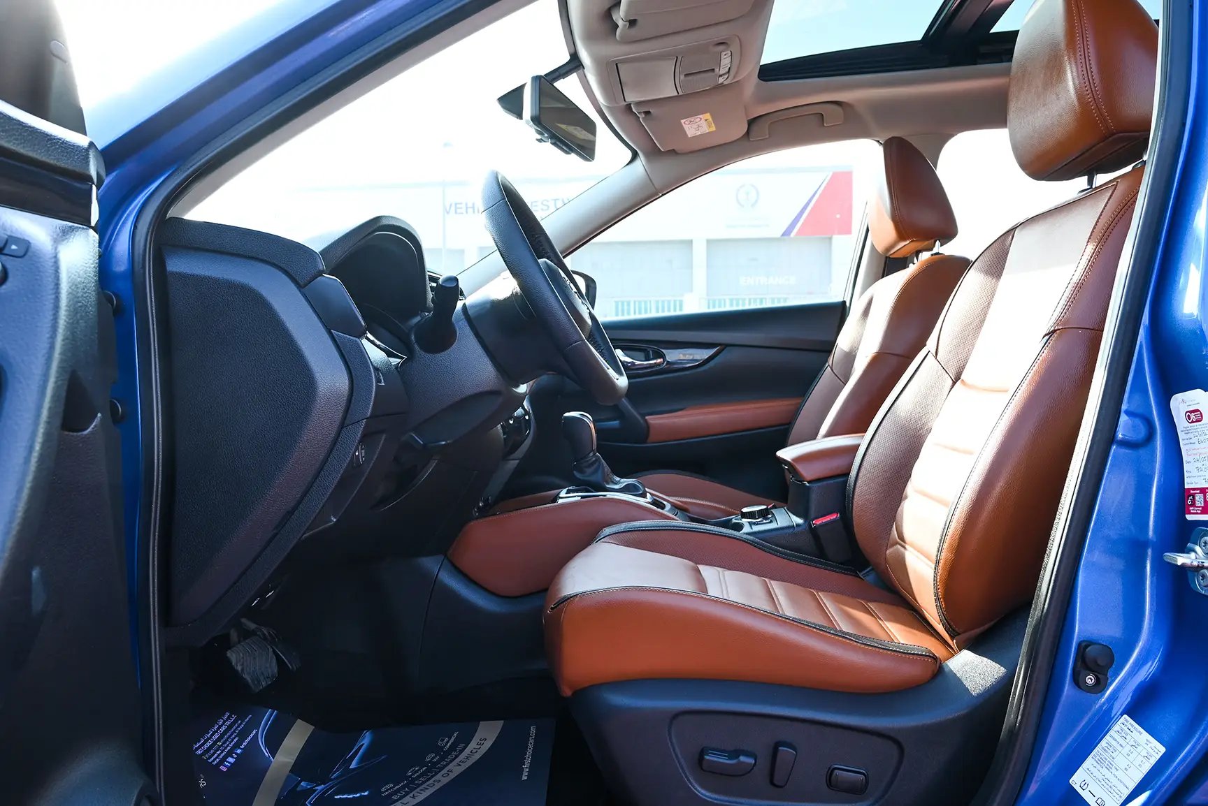 Used 2020 Nissan X-Trail Sl Blue – Front Driver Side Cabin View at First Choice Cars Sharjah