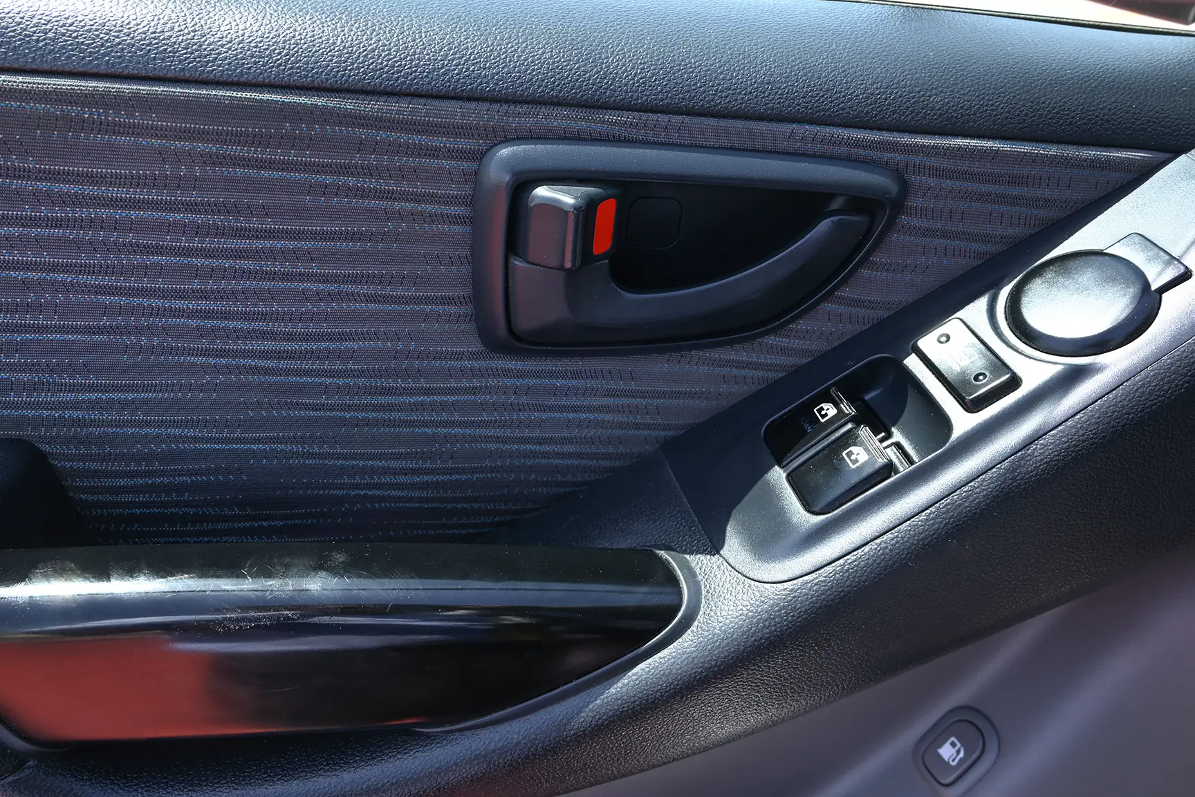 Used 2018 Hyundai H1 12-Seater Wagon White – Driver Side Dashboard & Steering View at First Choice Cars Sharjah