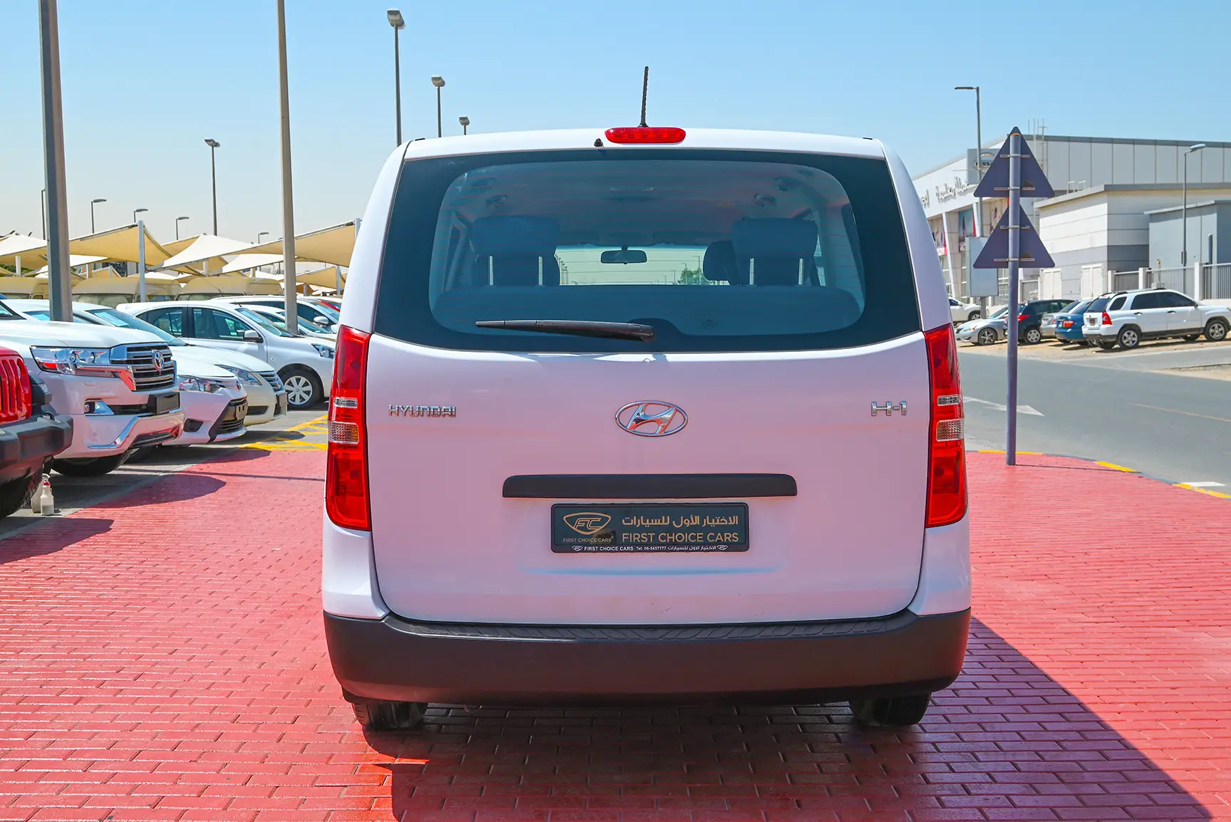 Used 2018 Hyundai H1 12-Seater Wagon White – Back/Rear View at First Choice Cars Sharjah