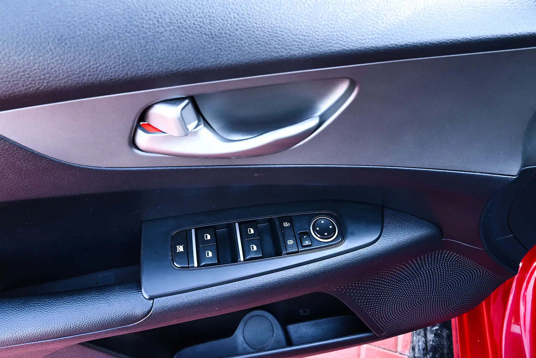 Used 2020 KIA Cerato Lx Red – Driver Door Panel Full View at First Choice Cars Sharjah