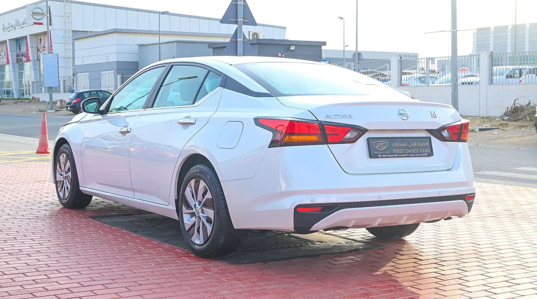 Used 2022 Nissan Altima S White – Left Back Diagonal (45°) View at First Choice Cars Sharjah