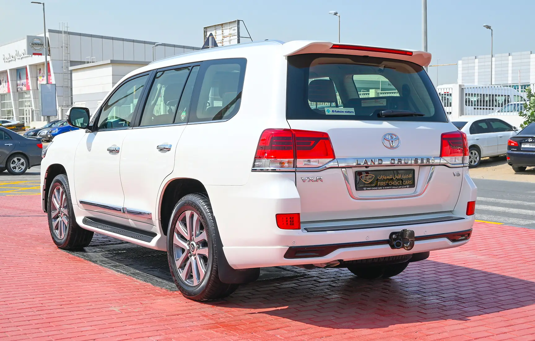 Used 2017 Toyota Land Cruiser VXR White – Left Back Diagonal (45°) View at First Choice Cars Sharjah