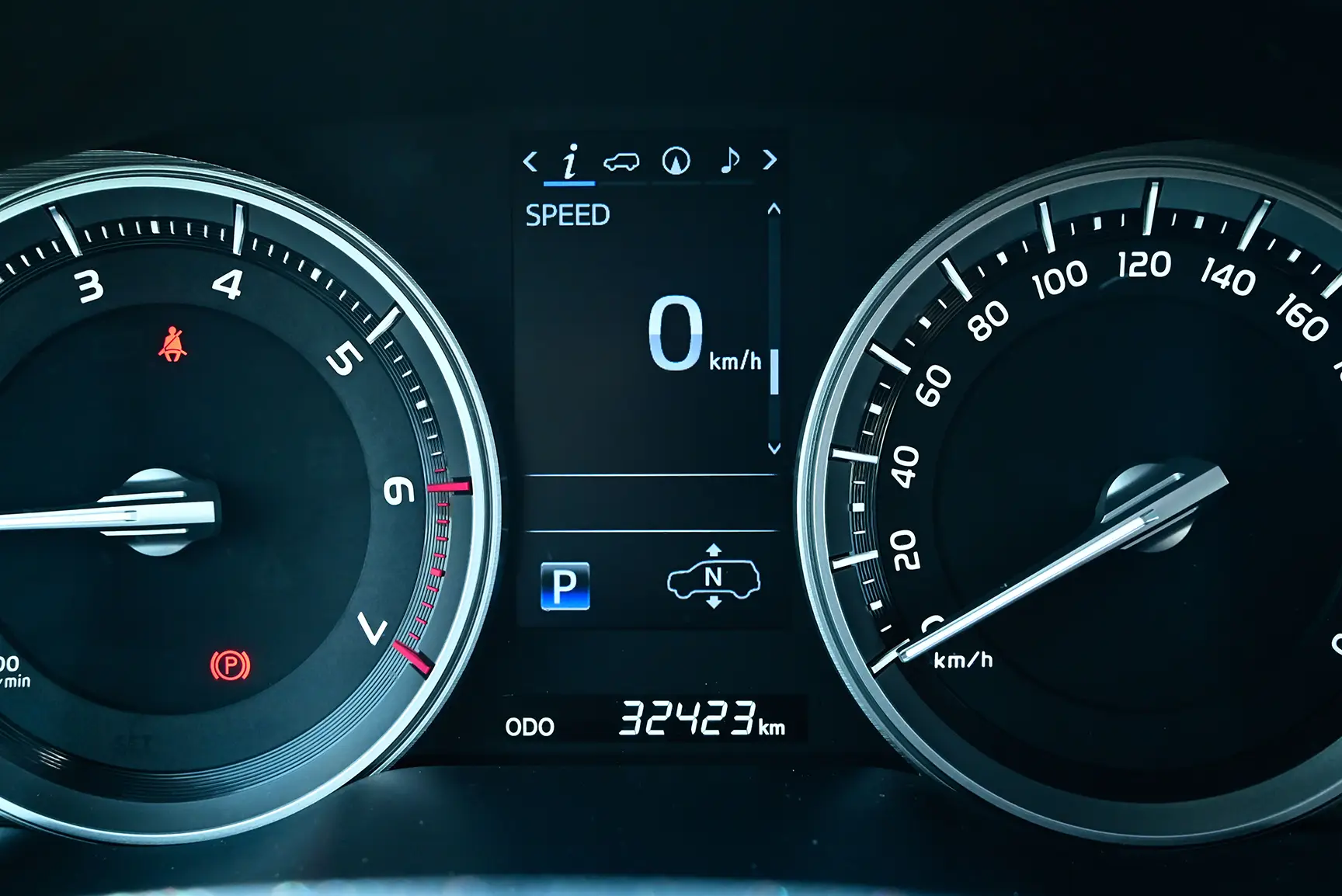 Used 2017 Toyota Land Cruiser VXR White – Odometer / Mileage Reading View at First Choice Cars Sharjah