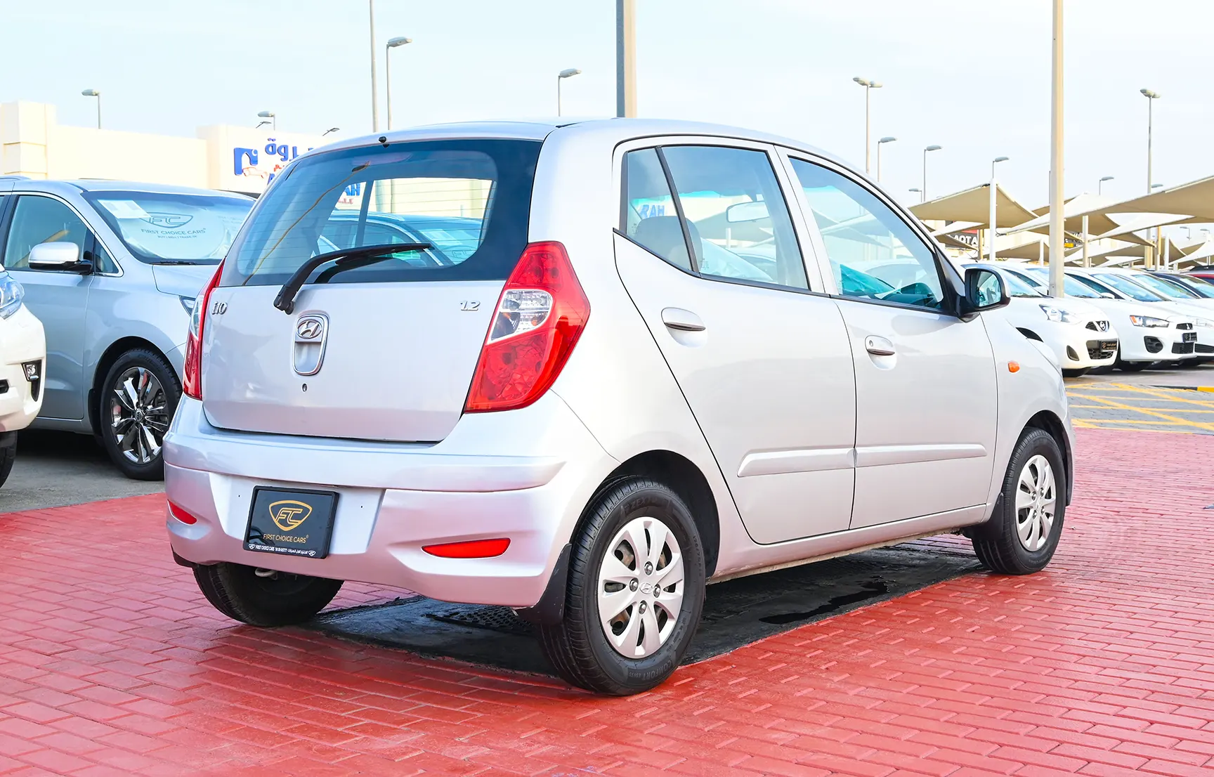Used 2015 Hyundai i10 GL Silver – Right Back Diagonal (45°) View at First Choice Cars Sharjah