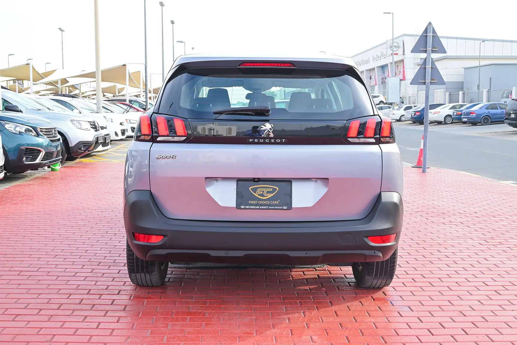 Used 2019 Peugeot 5008 Active Silver – Back/Rear View at First Choice Cars Sharjah