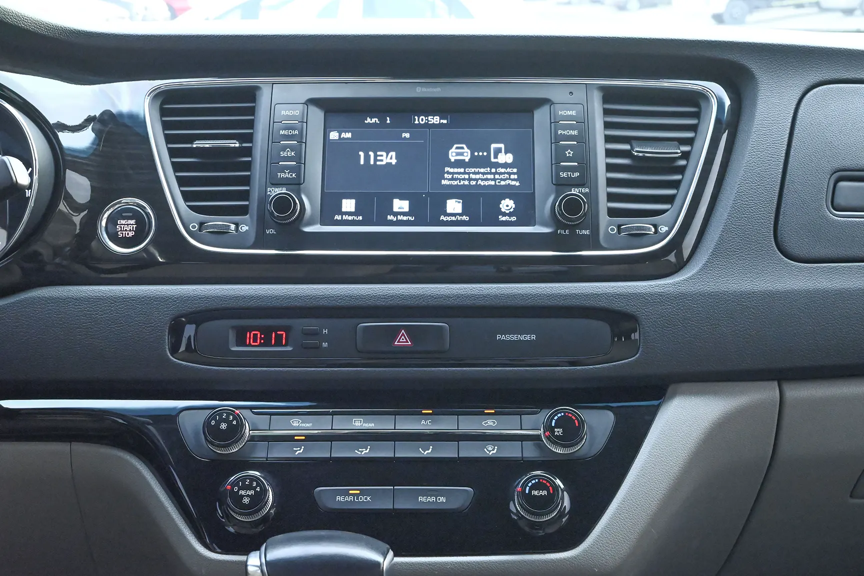 Used 2019 KIA Carnival Ex Black – Infotainment / Touchscreen System at First Choice Cars Sharjah