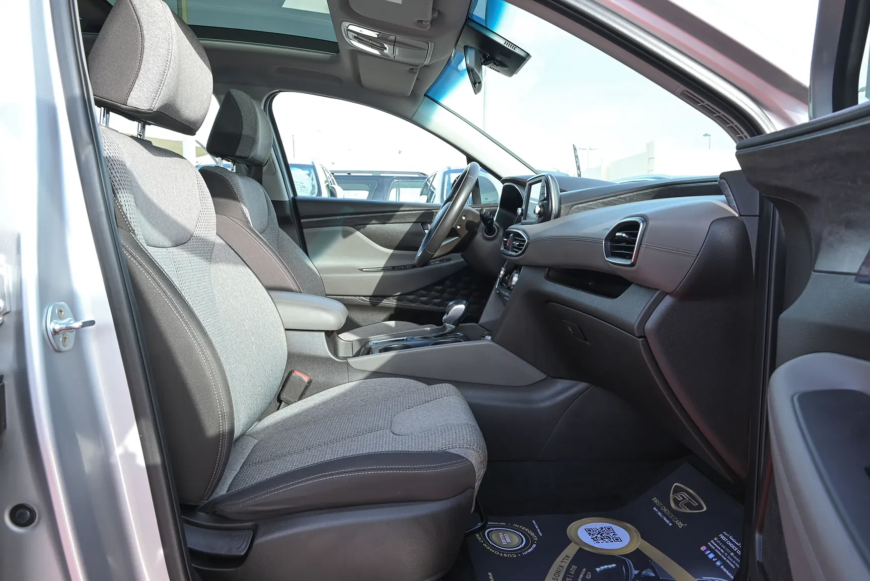 Used 2020 Hyundai Santa Fe GLS Silver – Front Passenger Side Cabin View at First Choice Cars Sharjah