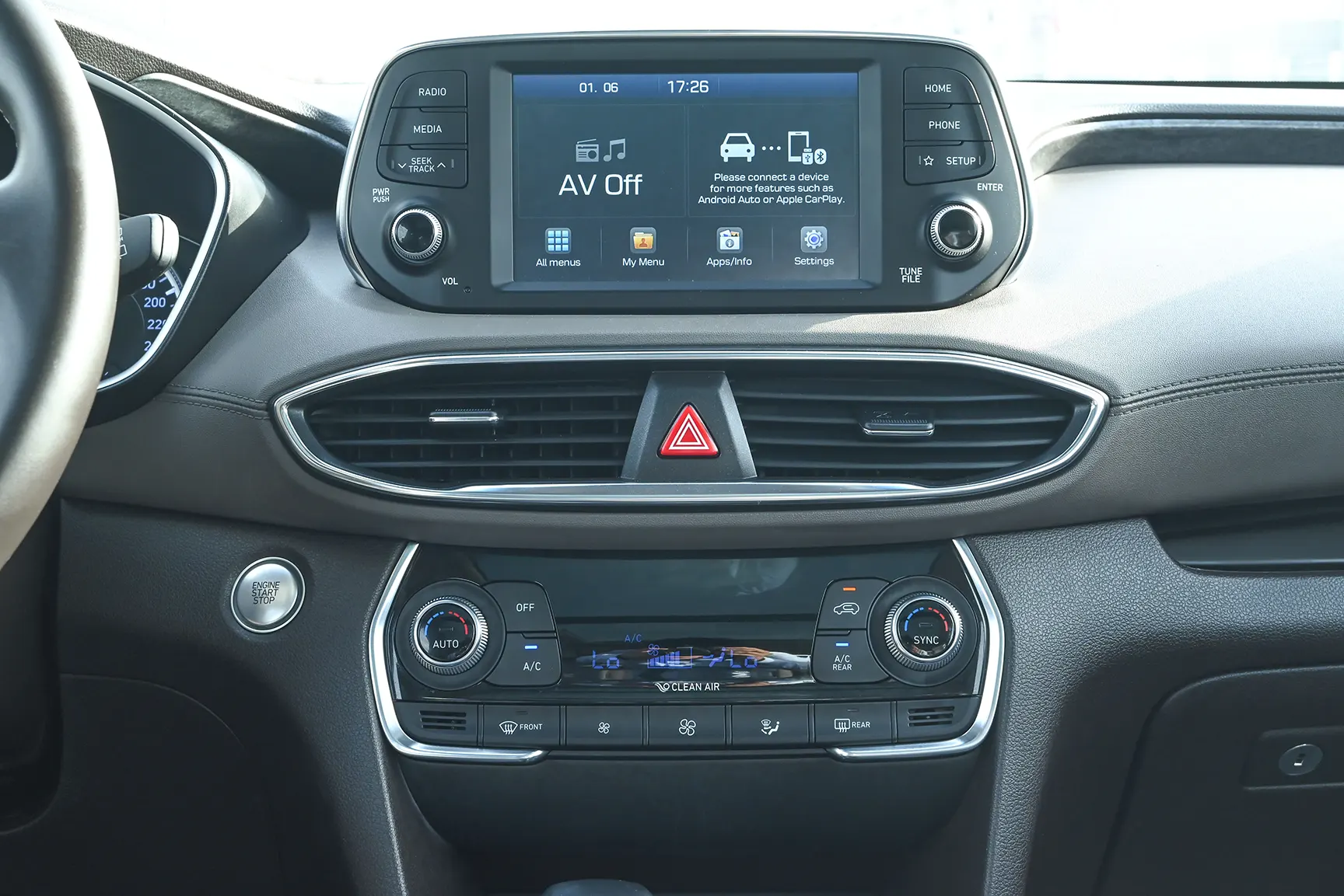 Used 2020 Hyundai Santa Fe GLS Silver – Infotainment / Touchscreen System at First Choice Cars Sharjah