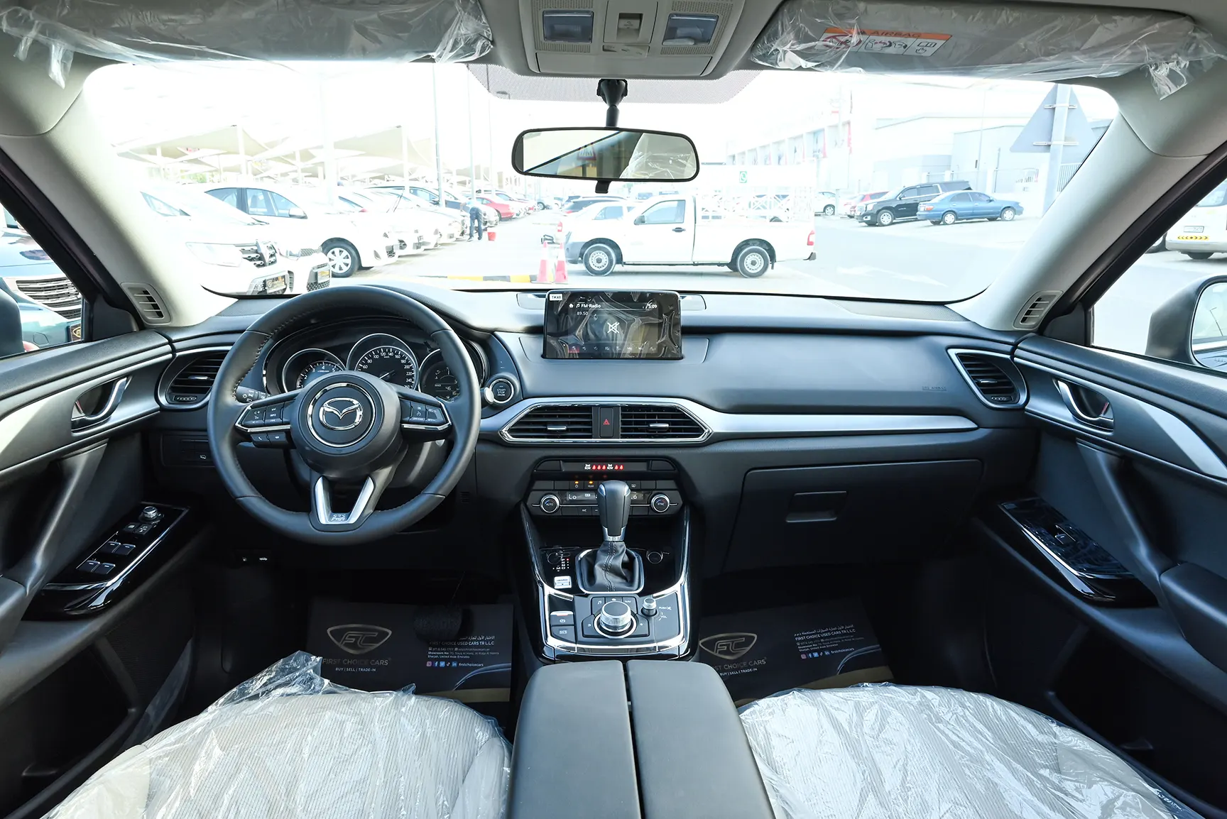 Used 2022 Mazda CX-9 GT Blue – Front Cabin / Dashboard Full View at First Choice Cars Sharjah