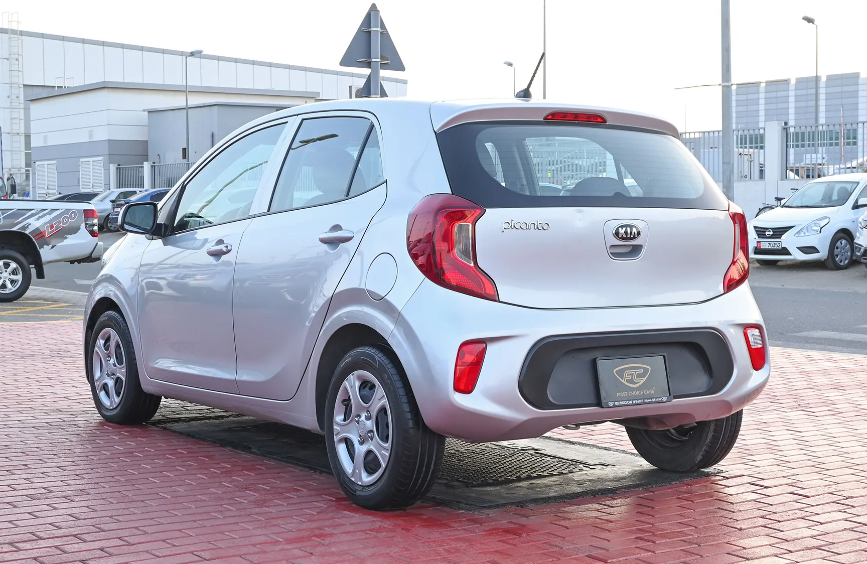 Used 2020 KIA Picanto Ex Silver – Left Back Diagonal (45°) View at First Choice Cars Sharjah