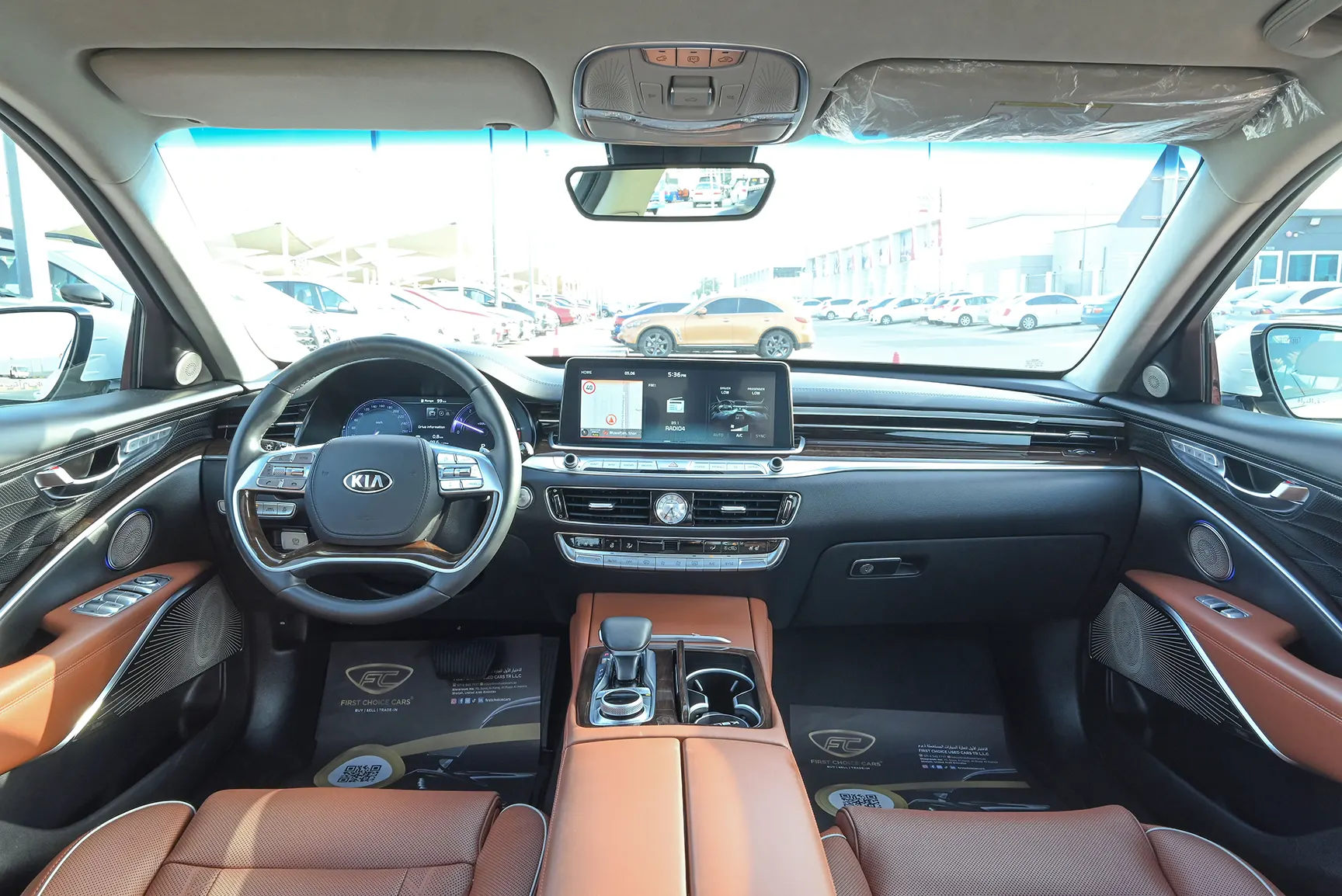 Used 2020 KIA K-900 GDI 3.8L V6 White – Front Cabin / Dashboard Full View at First Choice Cars Sharjah