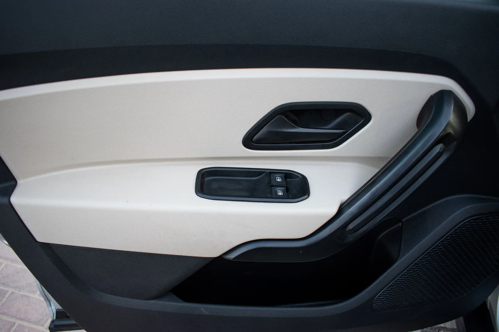 Used 2020 Renault Duster Se White – Driver Door Panel Full View at First Choice Cars Sharjah