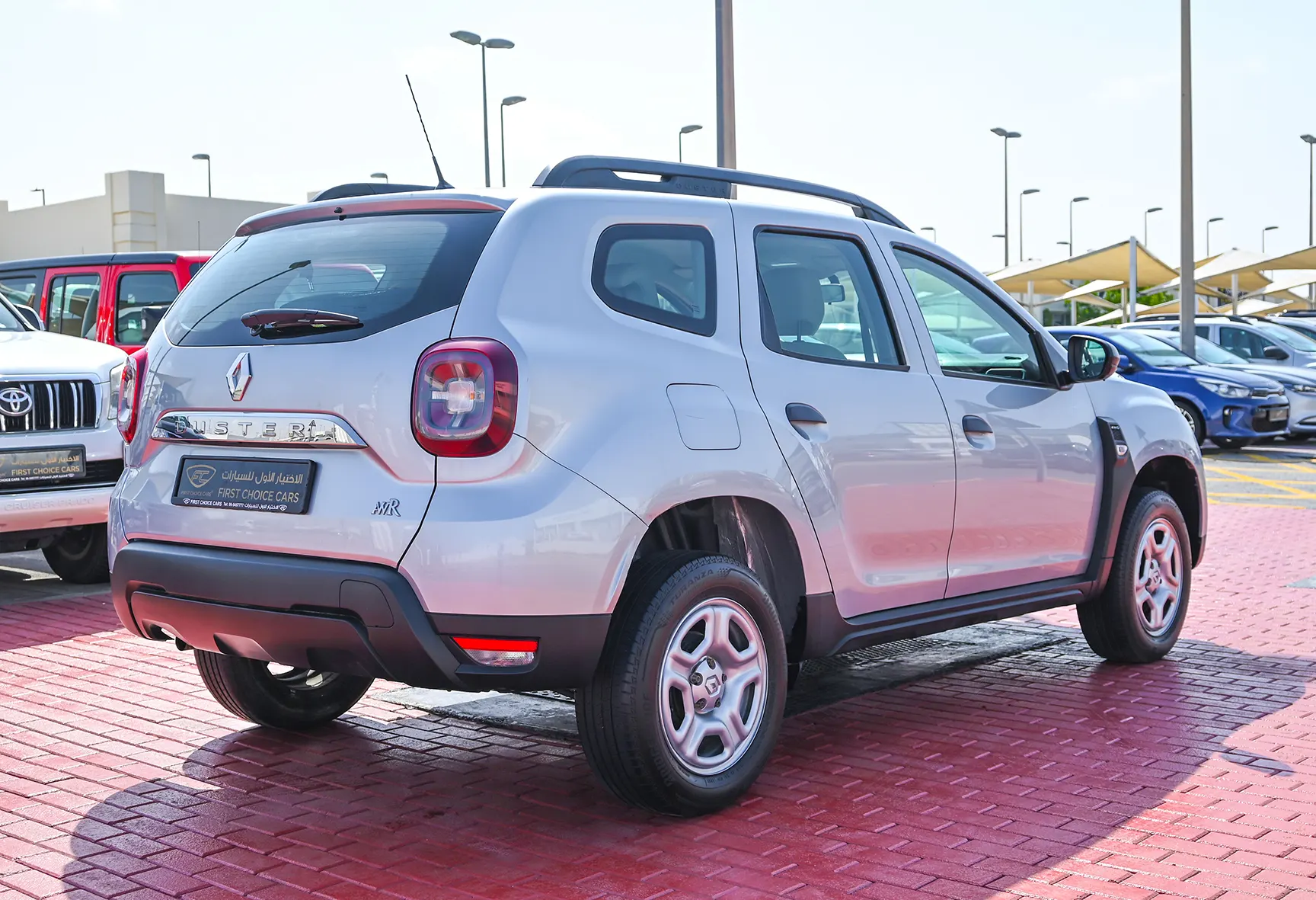 Used 2020 Renault Duster Se White – Right Back Diagonal (45°) View at First Choice Cars Sharjah
