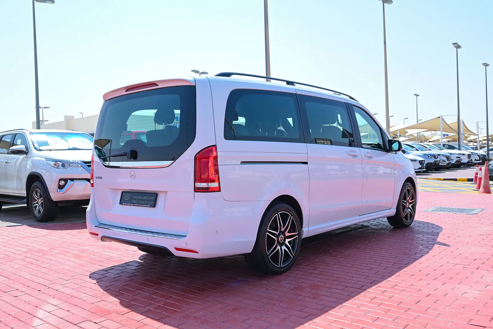 Used 2018 Mercedes Benz V-Class V 250 Exclusive White – Right Back Diagonal (45°) View at First Choice Cars Sharjah