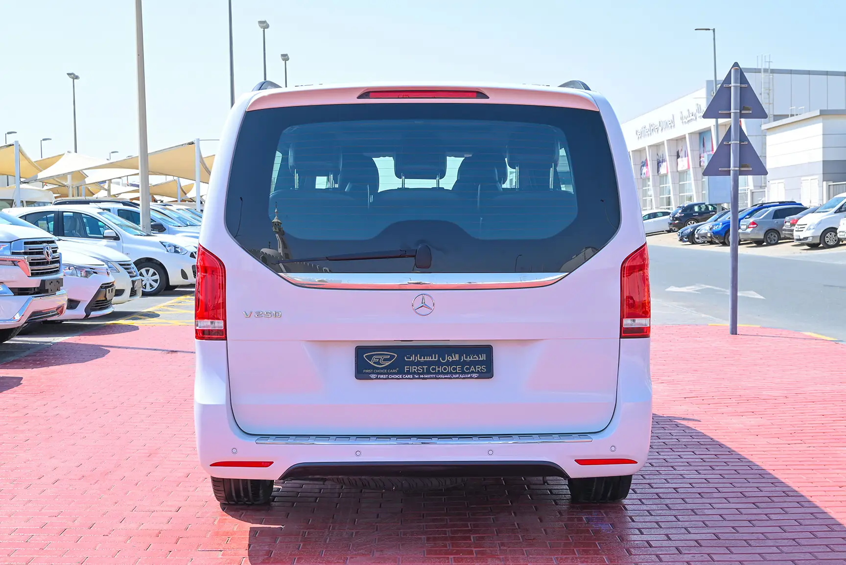 Used 2018 Mercedes Benz V-Class V 250 Exclusive White – Back/Rear View at First Choice Cars Sharjah