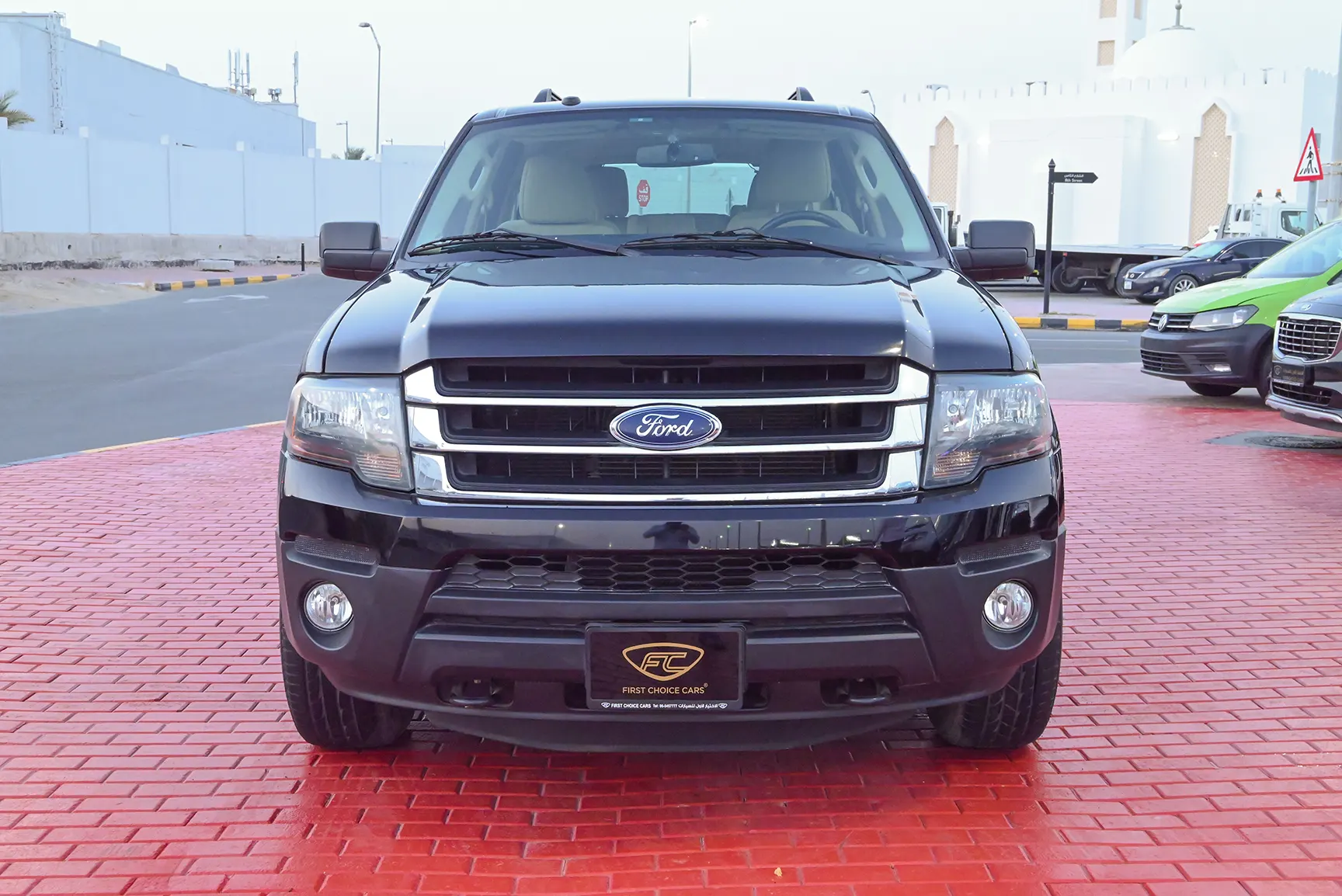 Used 2016 Ford Expedition XL Black – Front View at First Choice Cars Sharjah