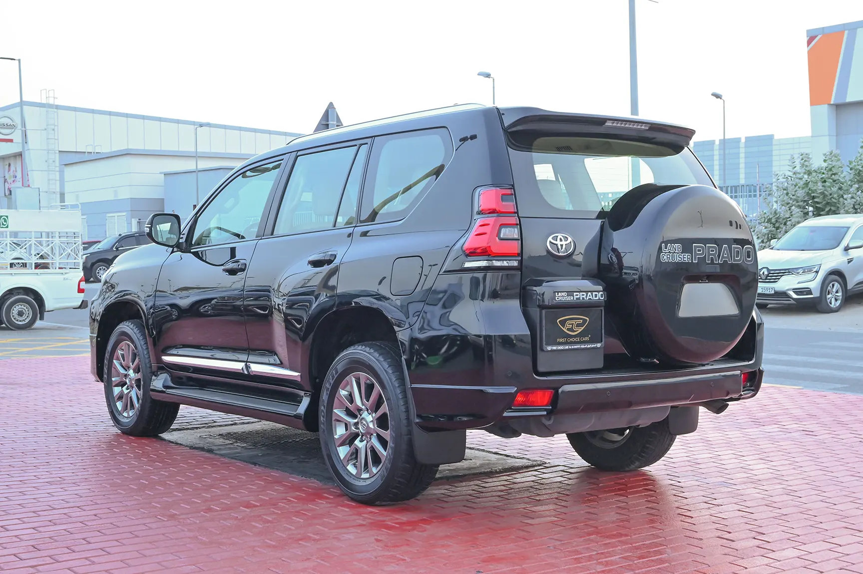 Used 2019 Toyota Prado VXR Black – Left Back Diagonal (45°) View at First Choice Cars Sharjah