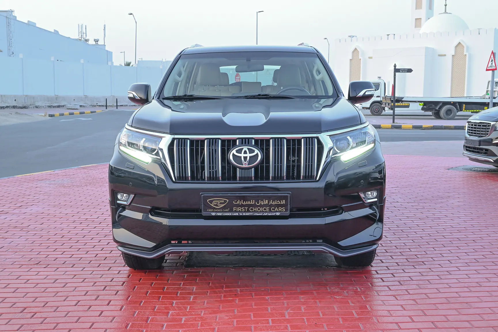 Used 2019 Toyota Prado VXR Black – Front View at First Choice Cars Sharjah
