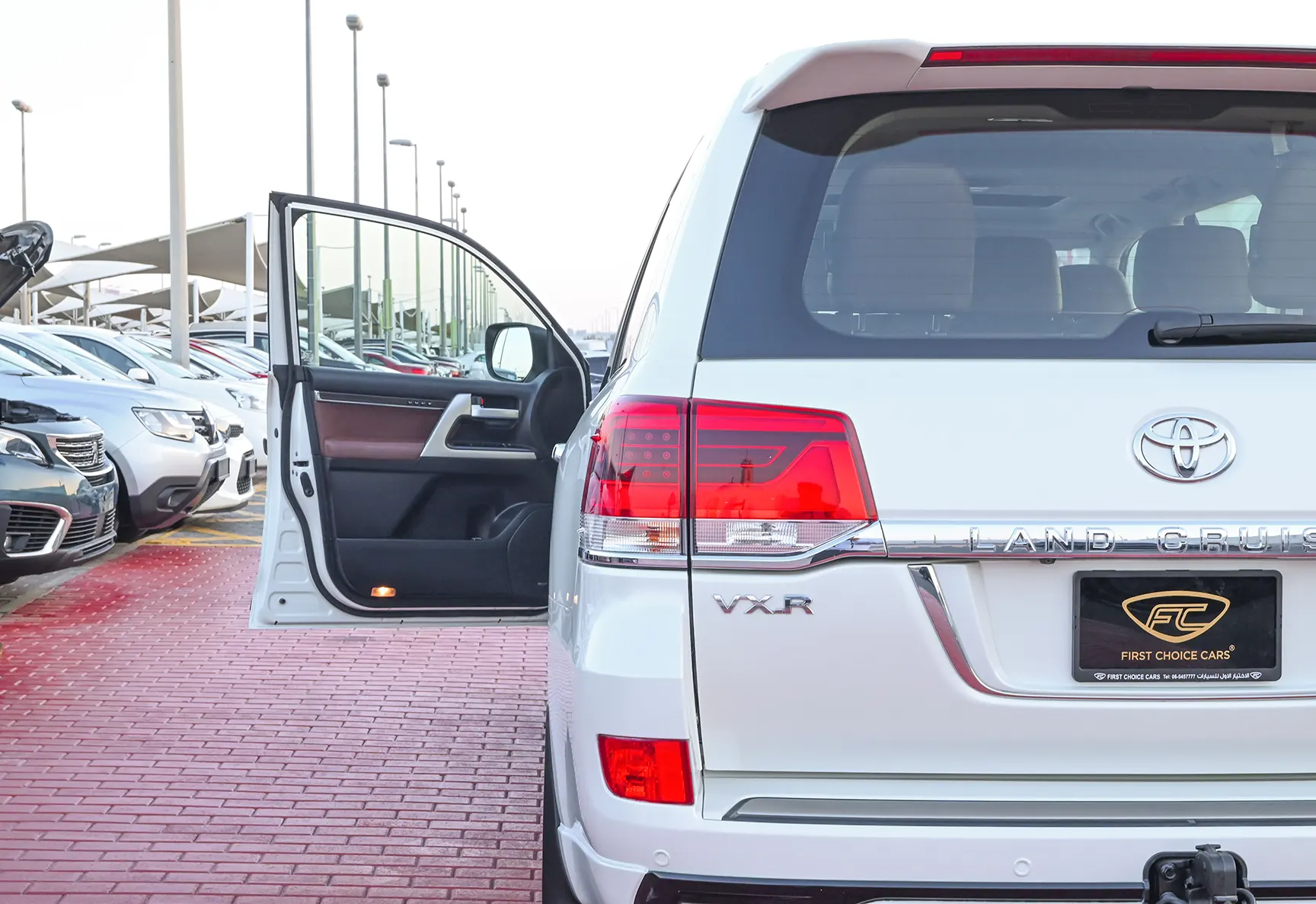 Used 2017 Toyota Land Cruiser VXR White – Taillight Close-up at First Choice Cars Sharjah