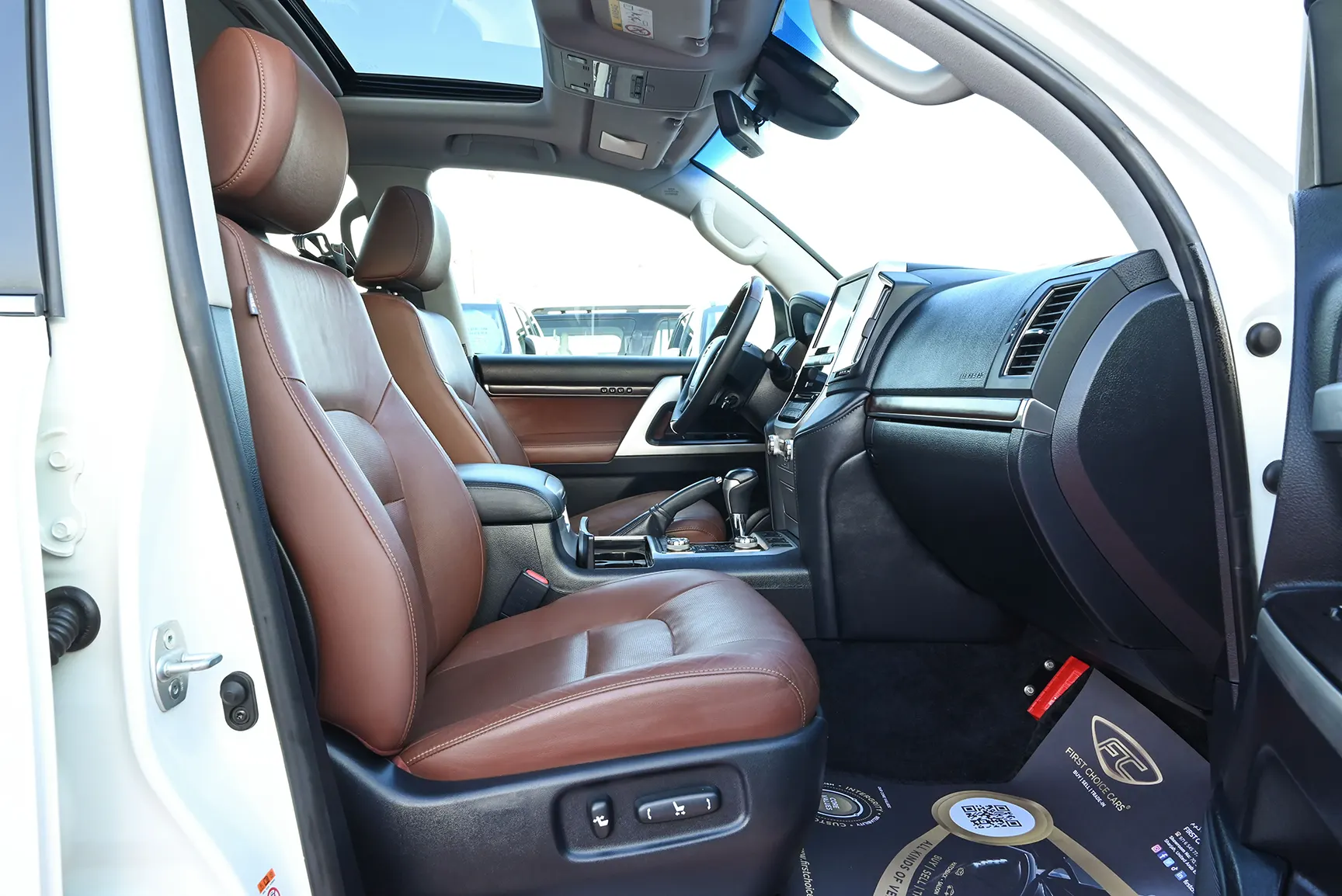 Used 2017 Toyota Land Cruiser VXR White – Front Passenger Side Cabin View at First Choice Cars Sharjah