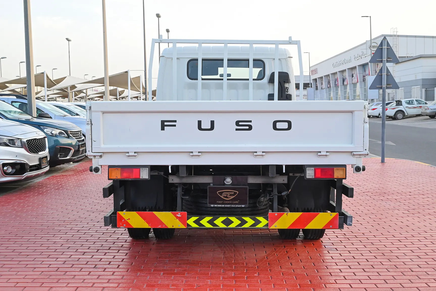 Used 2020 Mitsubishi Canter Double Cabin Cargo Body White – Back/Rear View at First Choice Cars Sharjah