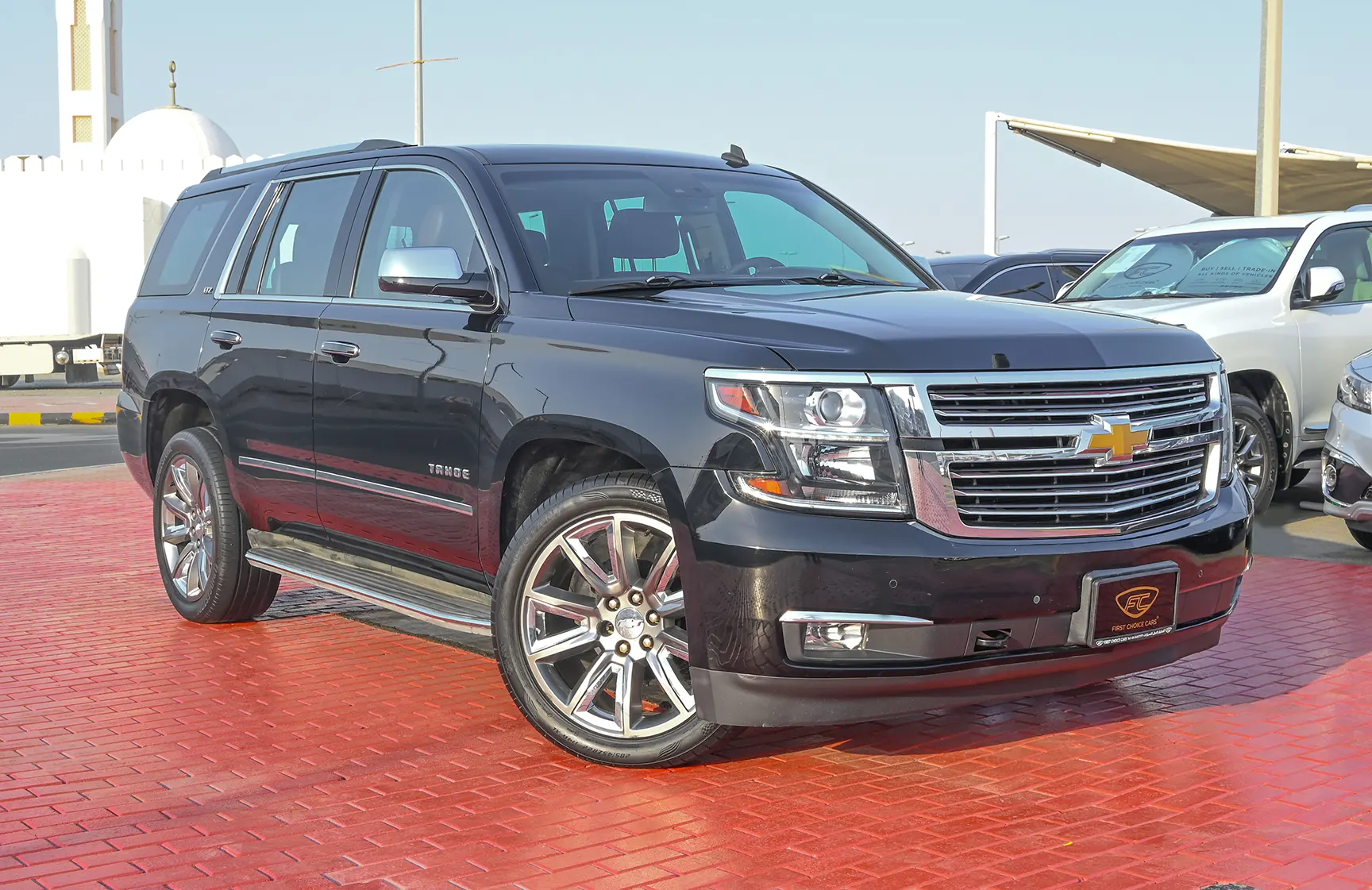 Used 2015 Chevrolet Tahoe LTZ Grey – Left Front Diagonal (45°) View at First Choice Cars Sharjah