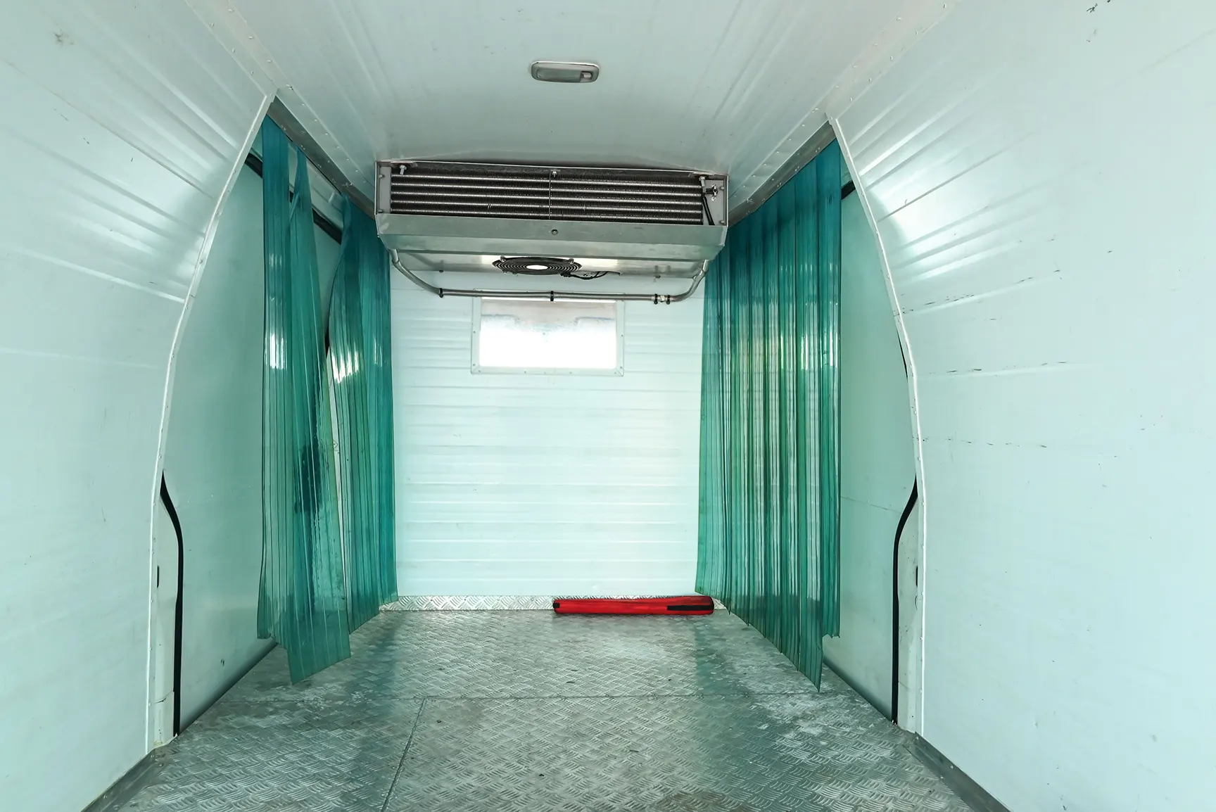 Used 2018 Toyota Hiace GL High Roof White – Chiller Box Rear Opening View at First Choice Cars Sharjah