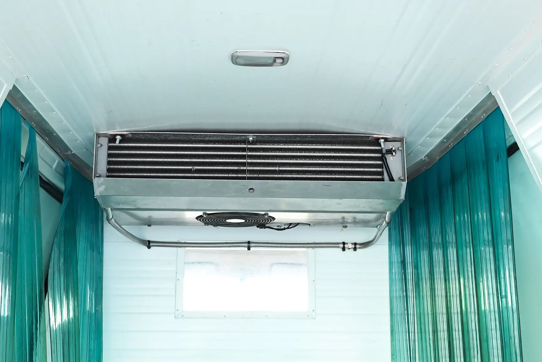 Used 2018 Toyota Hiace GL High Roof White – Chiller Cooling Unit View at First Choice Cars Sharjah