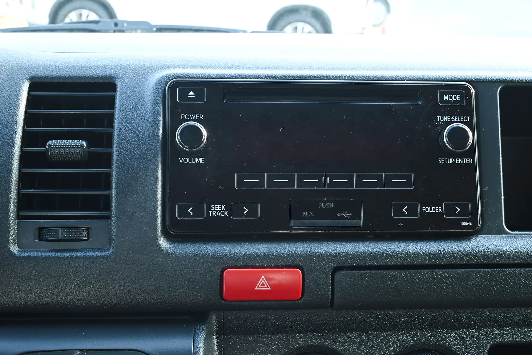 Used 2018 Toyota Hiace GL High Roof White – Infotainment / Touchscreen System at First Choice Cars Sharjah