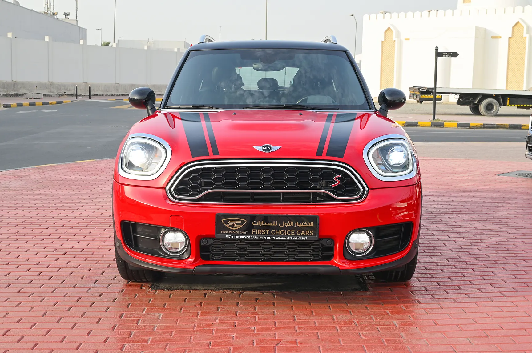 Used 2017 MINI Countryman Cooper S in Red – Front View for Sale at First Choice Cars Dubai Sharjah