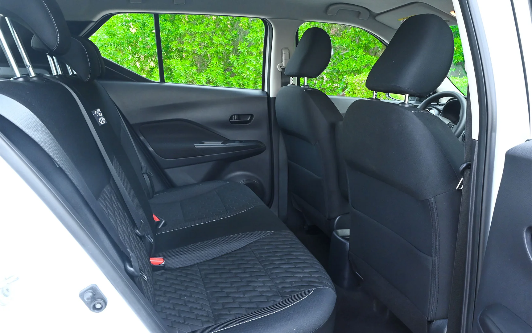 Used 2022 Nissan Kicks S White – Rear Passenger Side Cabin View at First Choice Cars Sharjah