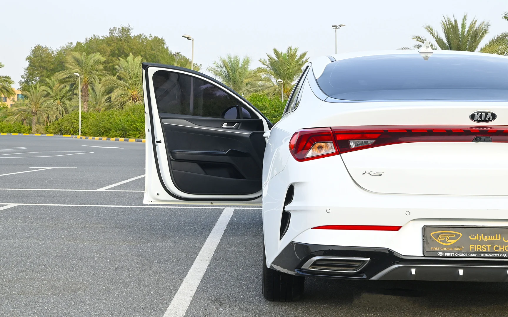 Used 2020 Kia K5 LX in White – Taillight Close-up for Sale at First Choice Cars Dubai Sharjah
