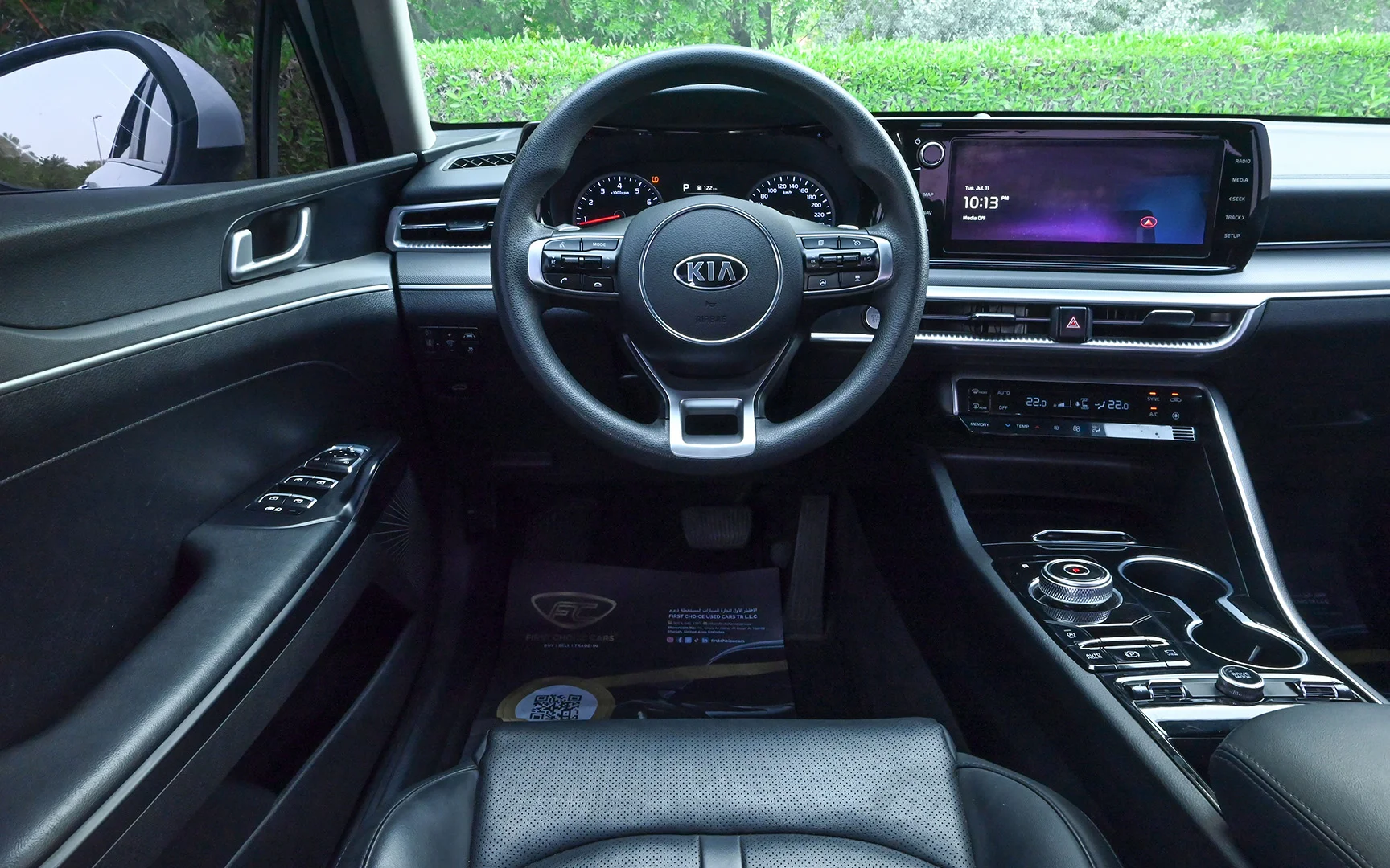 Used 2020 Kia K5 LX in White – Steering Wheel & Instrument Cluster for Sale at First Choice Cars Dubai Sharjah