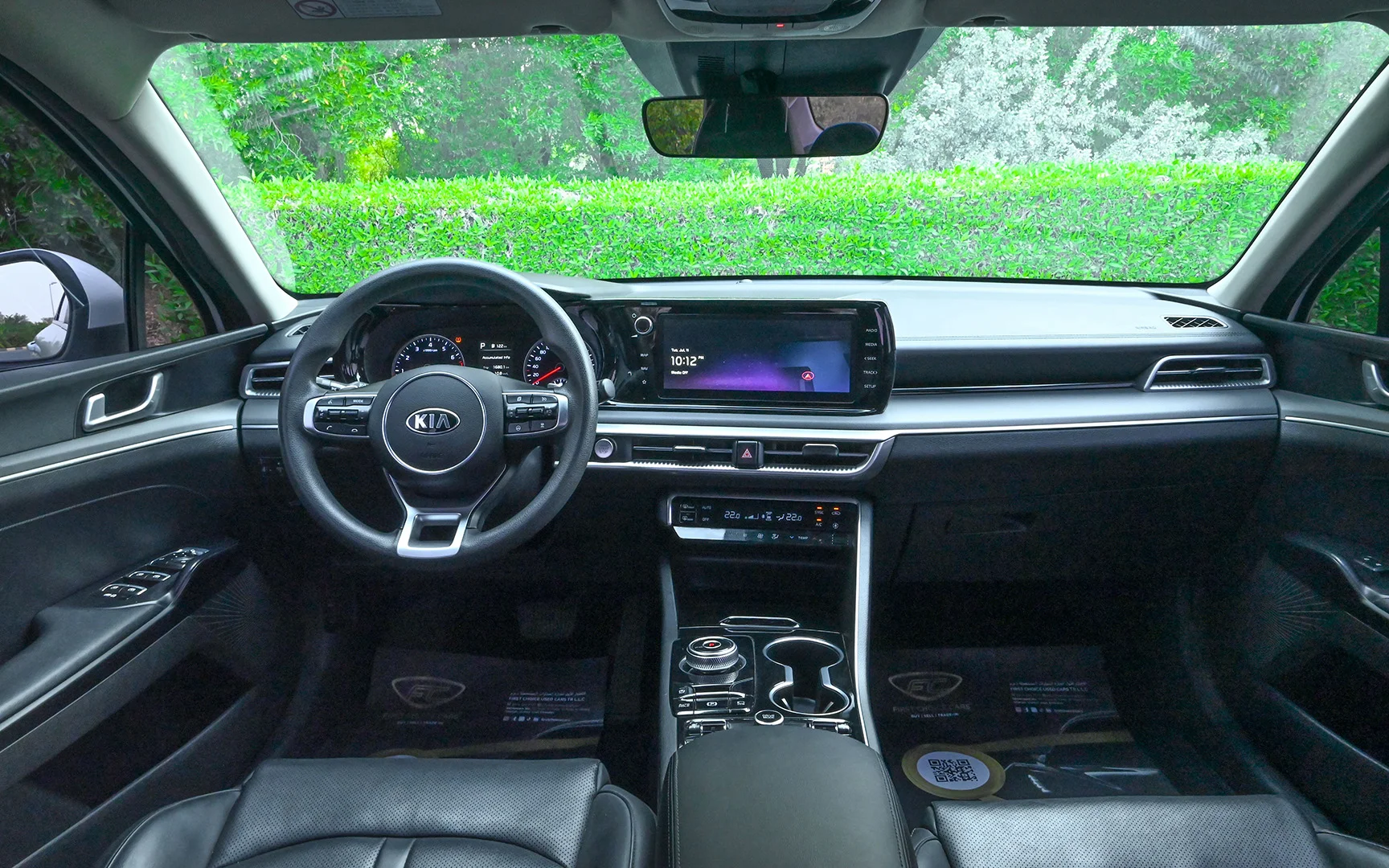 Used 2020 Kia K5 LX in White – Front Cabin / Dashboard Full View for Sale at First Choice Cars Dubai Sharjah