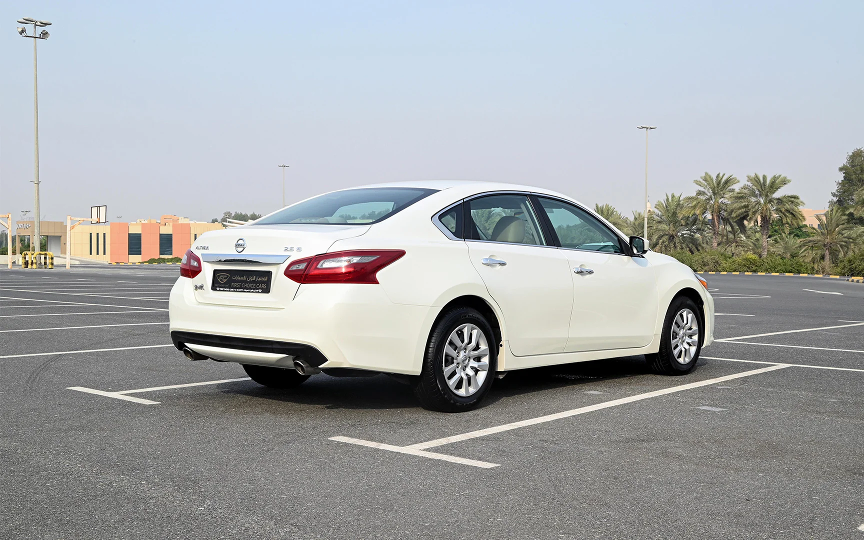 Used 2018 Nissan Altima S White – Right Back Diagonal (45°) View at First Choice Cars Sharjah