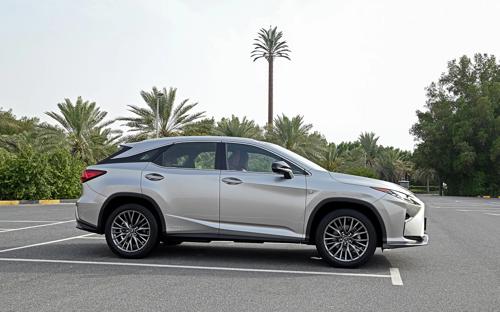 Used 2017 Lexus RX-Series RX 450h L Platinum in Silver – Right Side View for Sale at First Choice Cars Dubai Sharjah