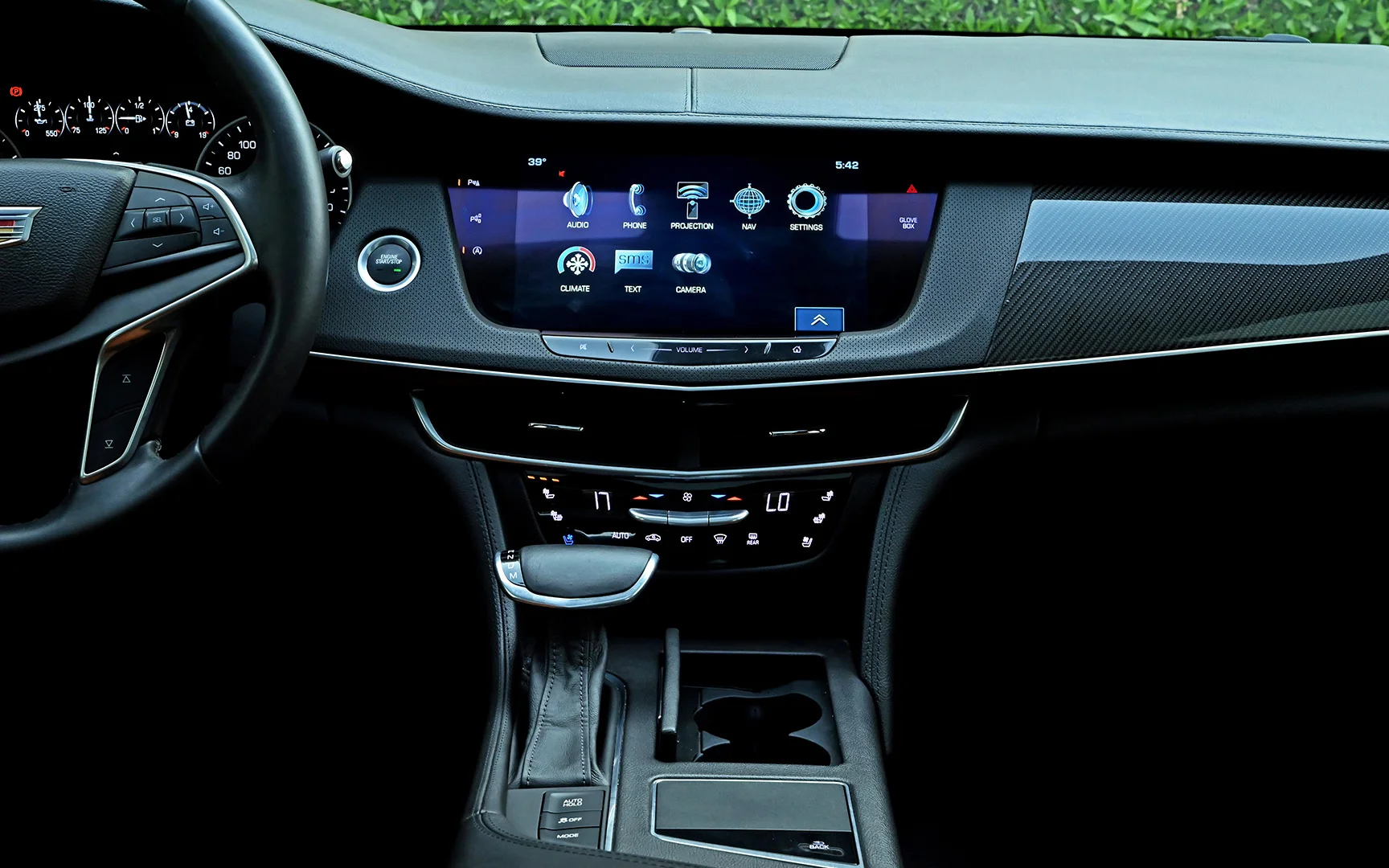 Used 2017 Cadillac CT6 Luxury White – Infotainment / Touchscreen System at First Choice Cars Sharjah