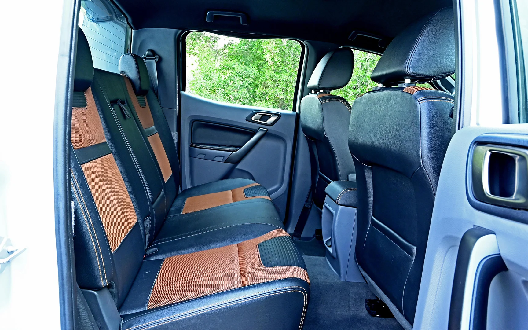 Used 2021 Ford Ranger Wildtrak in Silver – Rear Passenger Side Cabin View for Sale at First Choice Cars Dubai Sharjah
