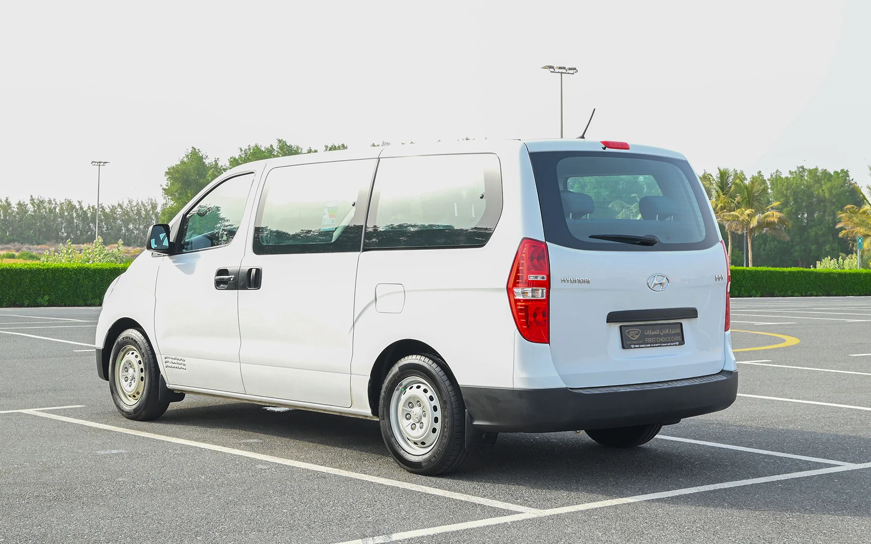 Used 2018 Hyundai H1 12-Seater Wagon White – Left Back Diagonal (45°) View at First Choice Cars Sharjah