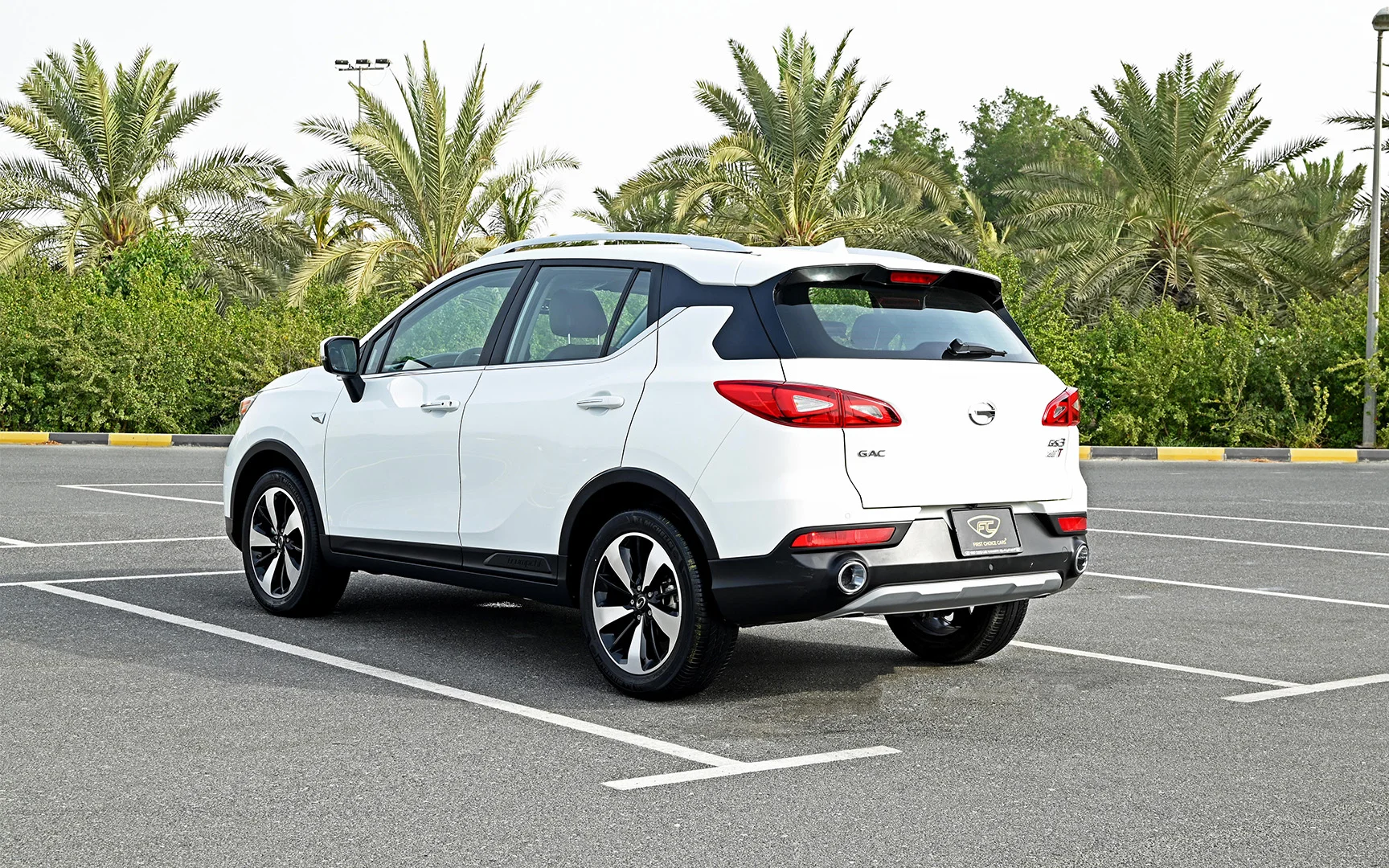 Used 2022 GAC GS3 GE White – Left Back Diagonal (45°) View at First Choice Cars Sharjah