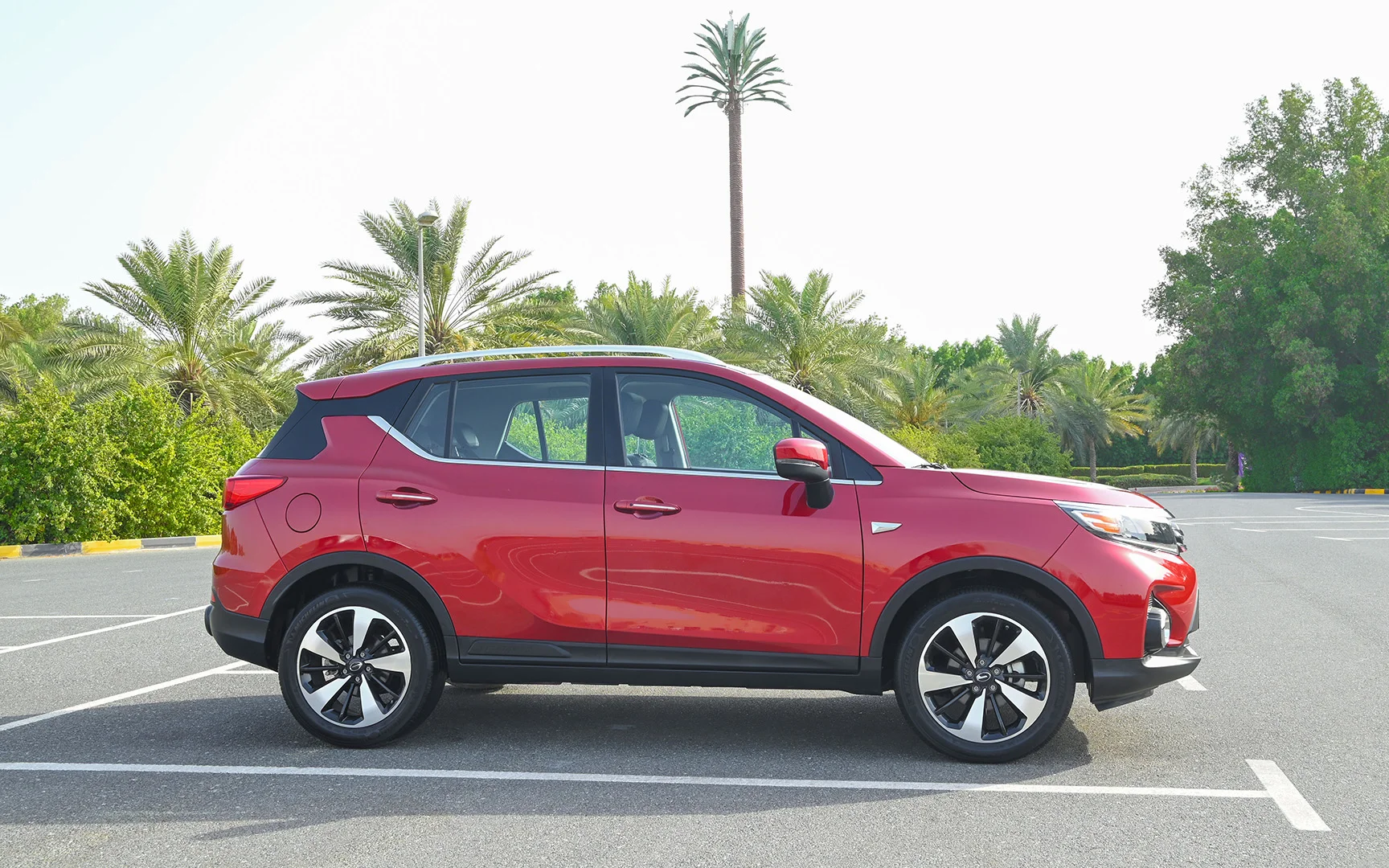 Used 2022 GAC GS3 GE Red – Right Side View at First Choice Cars Sharjah