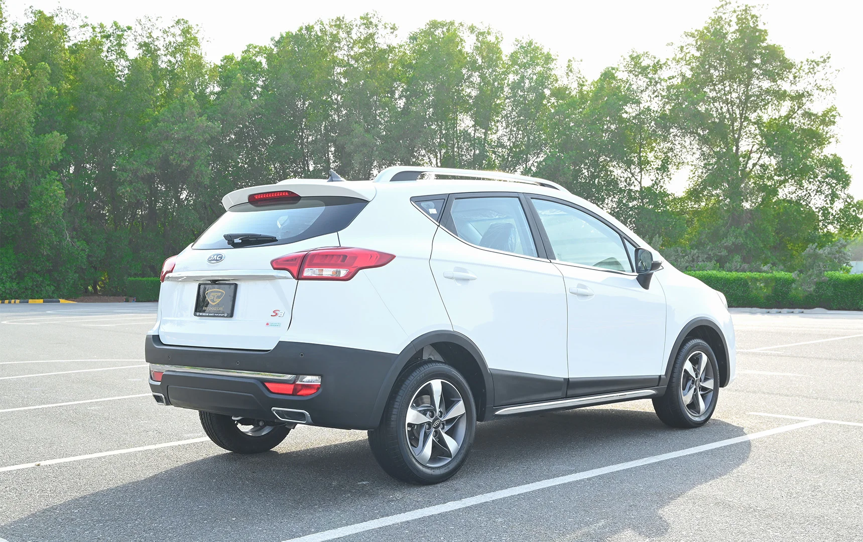 Used 2023 JAC S3 Luxury White – Right Back Diagonal (45°) View at First Choice Cars Sharjah