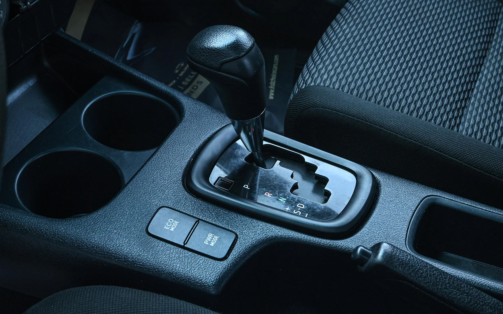 Used 2018 Toyota Hilux GLX Double Cabin White – Center Console & Gear Shifter at First Choice Cars Sharjah