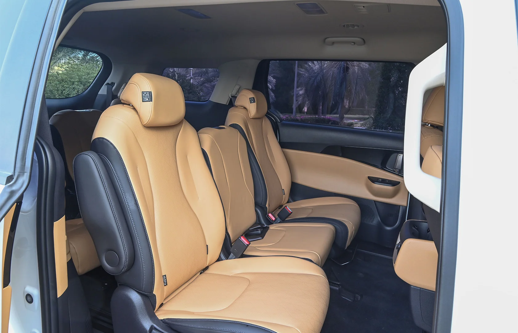 Used 2021 KIA Carnival Lx White – Rear Passenger Side Cabin View at First Choice Cars Sharjah