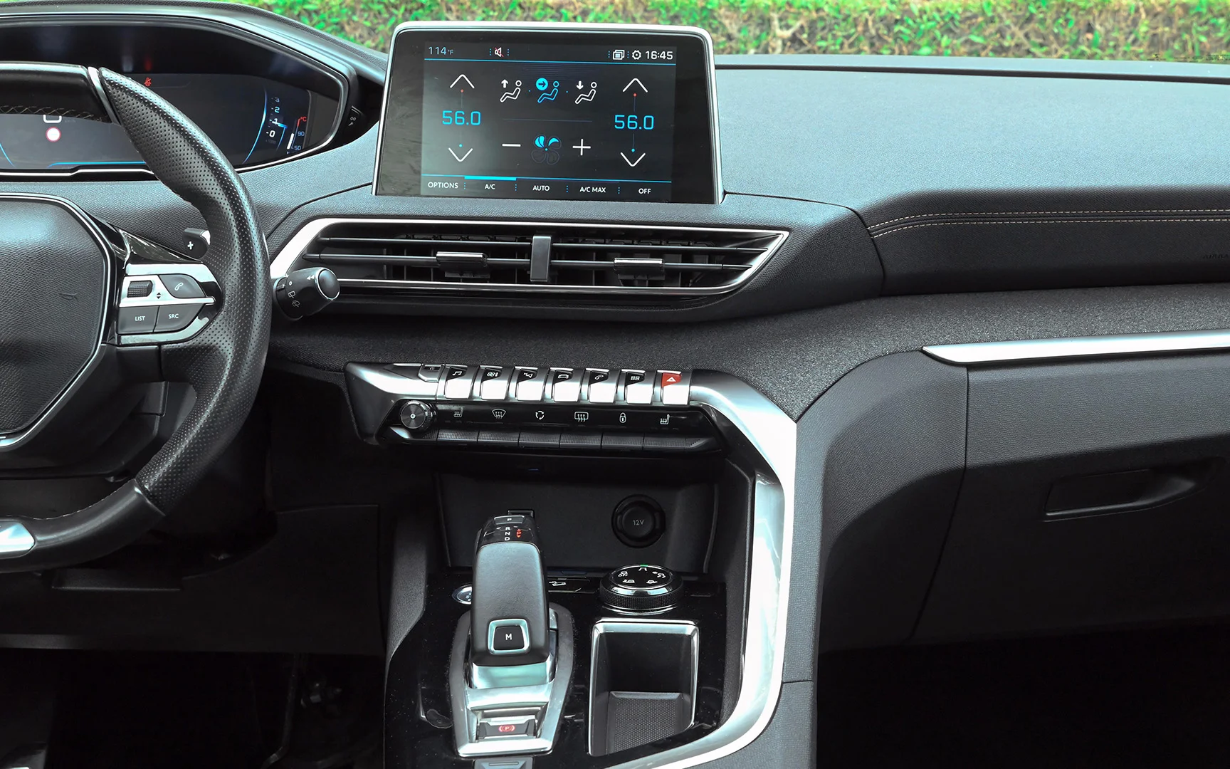 Used 2020 Peugeot 3008 GT Blue – Infotainment / Touchscreen System at First Choice Cars Sharjah