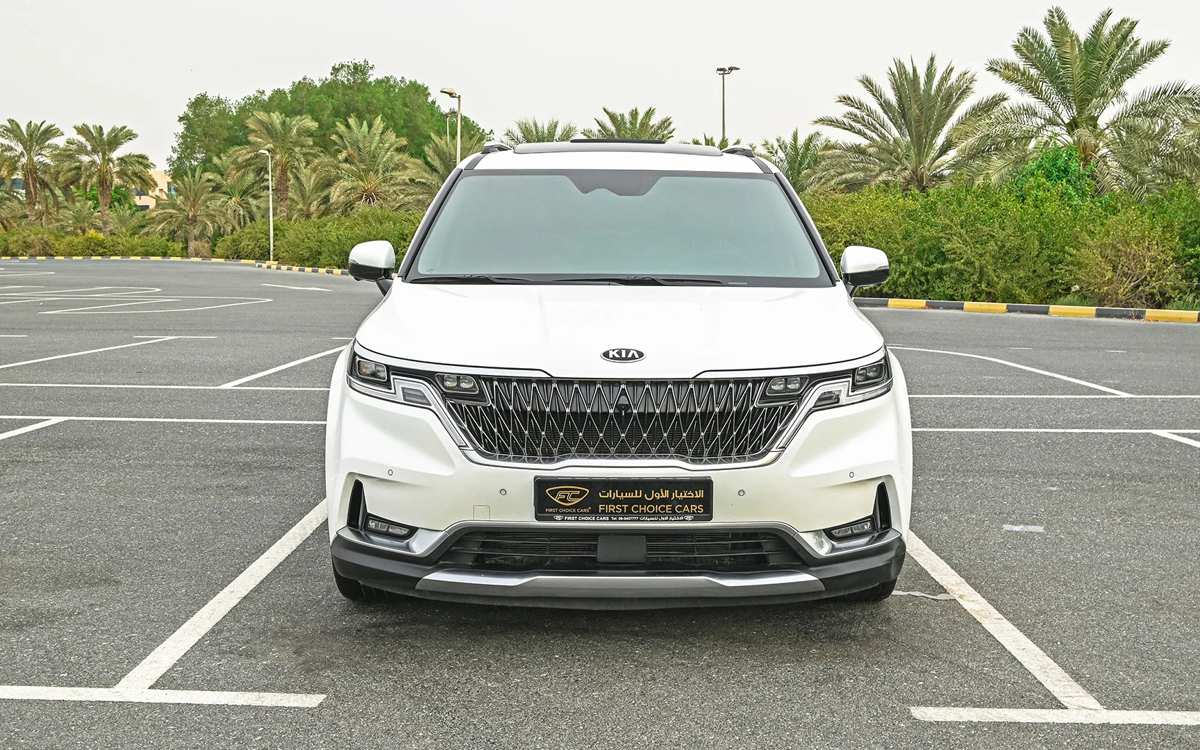 Used 2021 KIA Carnival Ex White – Front View at First Choice Cars Sharjah