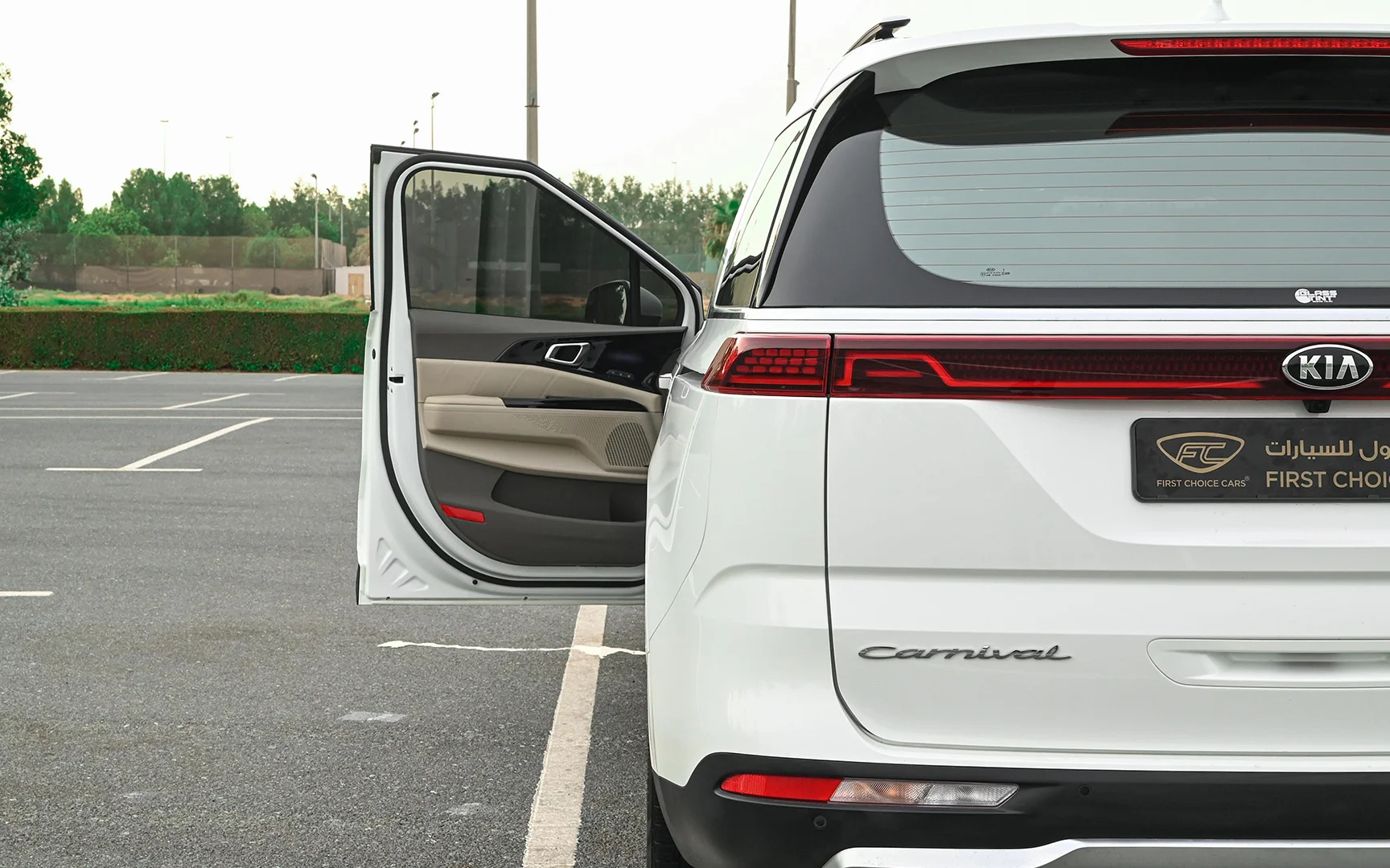 Used 2021 KIA Carnival Ex White – Taillight Close-up at First Choice Cars Sharjah
