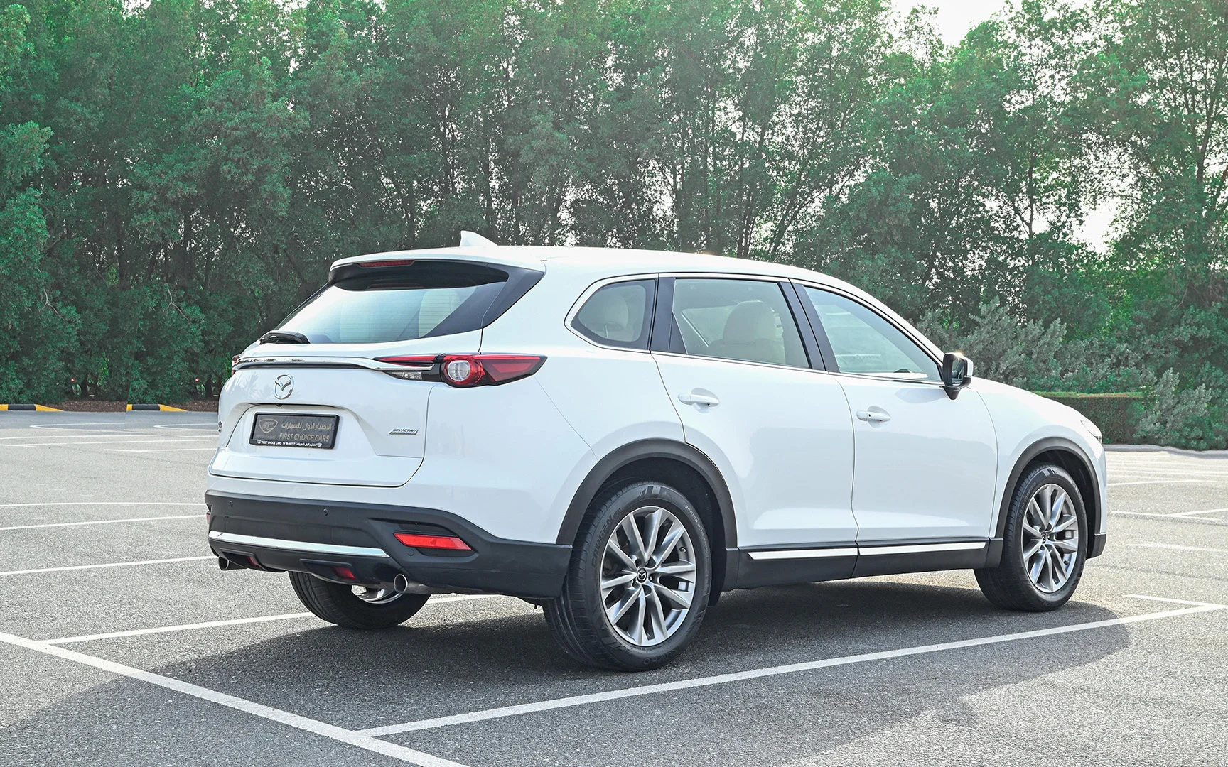 Used 2018 Mazda CX-9 Limited White – Right Back Diagonal (45°) View at First Choice Cars Sharjah