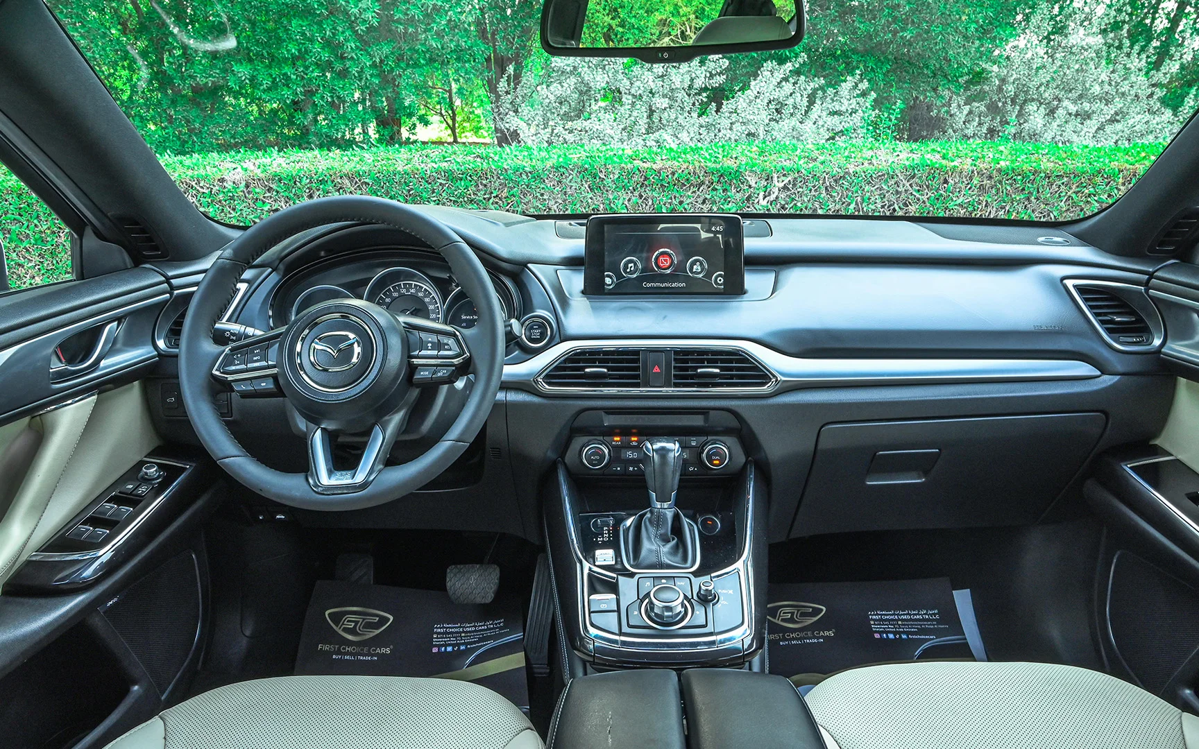 Used 2018 Mazda CX-9 Limited White – Front Cabin / Dashboard Full View at First Choice Cars Sharjah