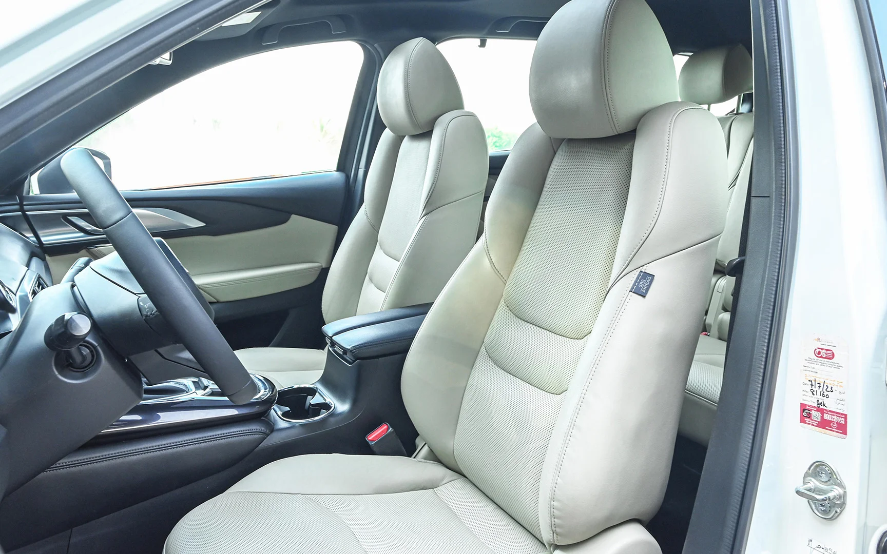 Used 2018 Mazda CX-9 Limited White – Front Driver Side Cabin View at First Choice Cars Sharjah